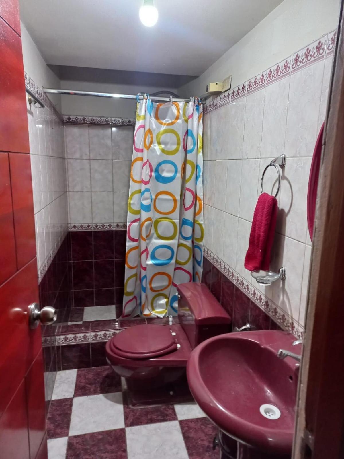 Casa Halcones Huachipa Familia & Eventos Holiday home *